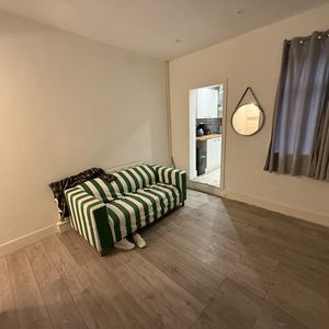 Photo 5- click for photo gallery